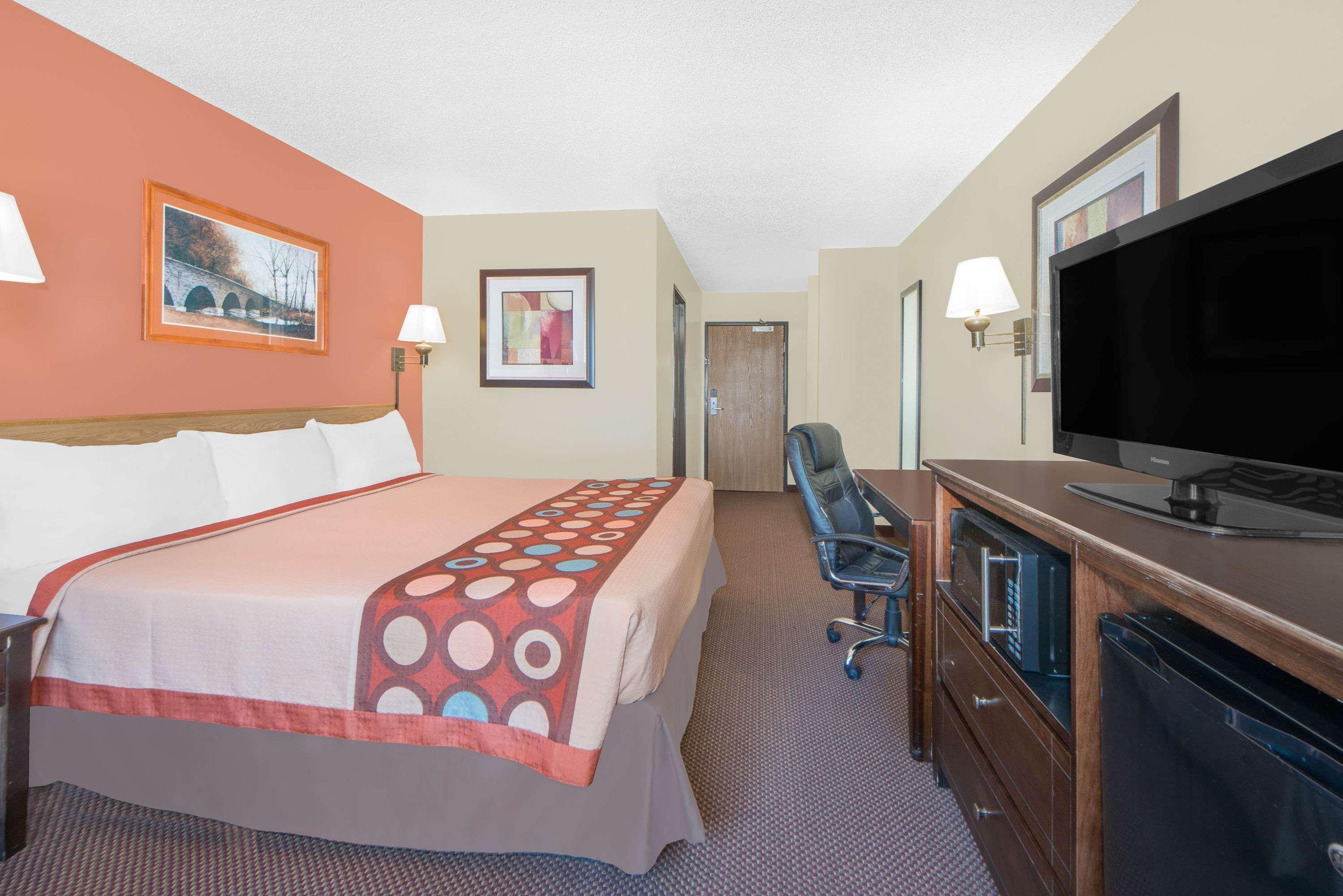 Super 8 By Wyndham Ottumwa Motel Exterior foto